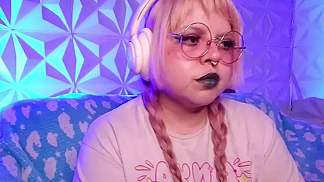 Satyn doll online show from 04-29-26, 02:26