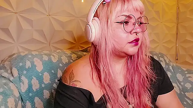Satyn doll online show from 06-06-26, 11:42