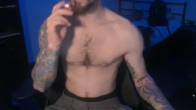 Snapshot of SexxxyLouis chatting on 03-07-25, 08:34 SexxxyLouis online show from 03-07-25, 08:34