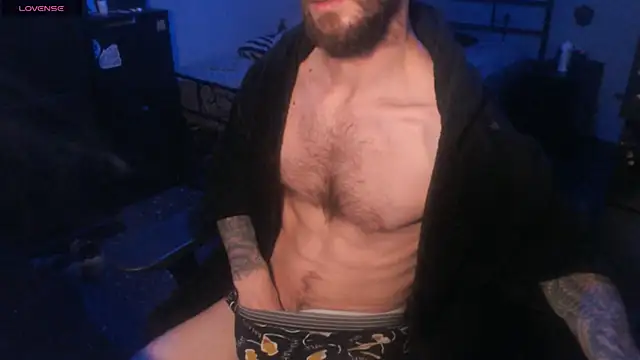 Snapshot of SexxxyLouis chatting on 09-25-25, 06:06 SexxxyLouis online show from 09-25-25, 06:06