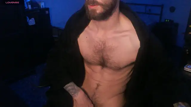 Snapshot of SexxxyLouis chatting on 10-16-25, 07:20 SexxxyLouis online show from 10-16-25, 07:20