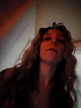 Snapshot of LilyOrion chatting on 02-10-25, 07:17 LilyOrion online show from 02-10-25, 07:17