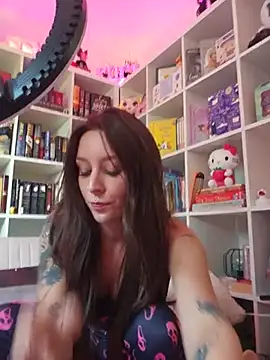 LilyOrion online show from 07-15-26, 09:42