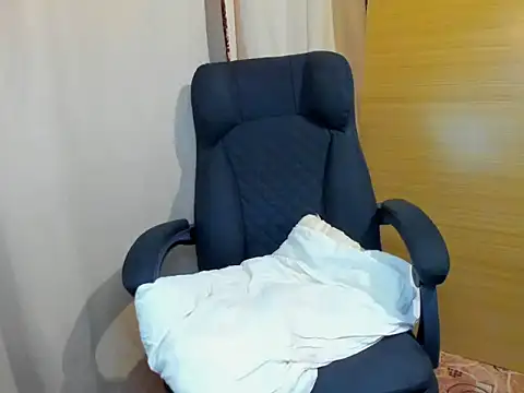 Snapshot of Ruda1919 chatting on 01-17-26, 02:49 Ruda1919 online show from 01-17-26, 02:49