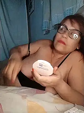 Snapshot of AyantiPonz79 chatting on 03-12-25, 11:22 AyantiPonz79 online show from 03-12-25, 11:22