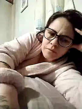 Snapshot of AyantiPonz79 chatting on 09-13-25, 02:55 AyantiPonz79 online show from 09-13-25, 02:55