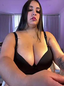 Snapshot of milly_cruz chatting on 05-22-26, 09:31 milly cruz online show from 05-22-26, 09:31