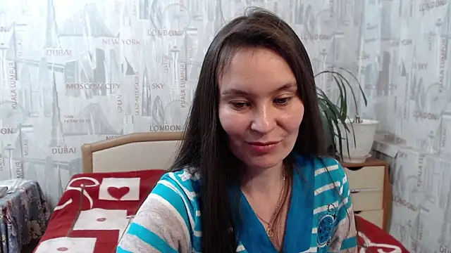 Snapshot of GinaQSoul chatting on 12-16-24, 07:32 GinaQSoul online show from 12-16-24, 07:32