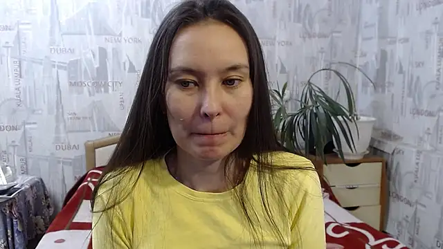 Snapshot of GinaQSoul chatting on 12-19-24, 11:39 GinaQSoul online show from 12-19-24, 11:39