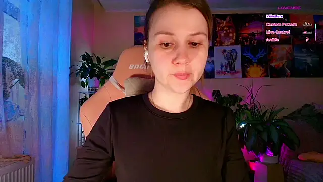 GoodWitch  online show from 02-12-26, 07:58