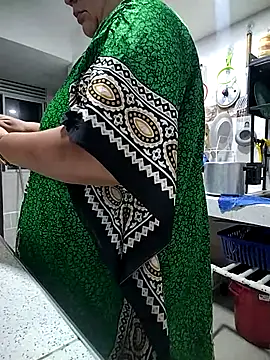 Brenda Berck  online show from 04-08-26, 09:09