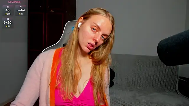 Snapshot of Jam_cream chatting on 03-11-26, 11:16 Jam cream online show from 03-11-26, 11:16