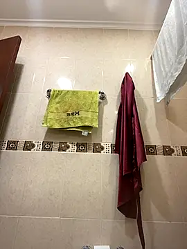 Fancyxlove online show from 10-30-25, 12:50