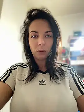 Almmaxxxx online show from 04-25-26, 03:53