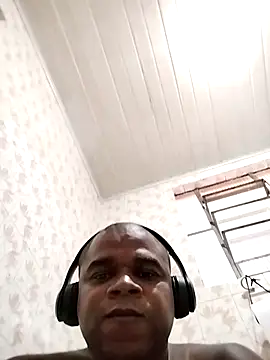 Snapshot of chokito32 chatting on 02-23-26, 07:00 chokito32 online show from 02-23-26, 07:00