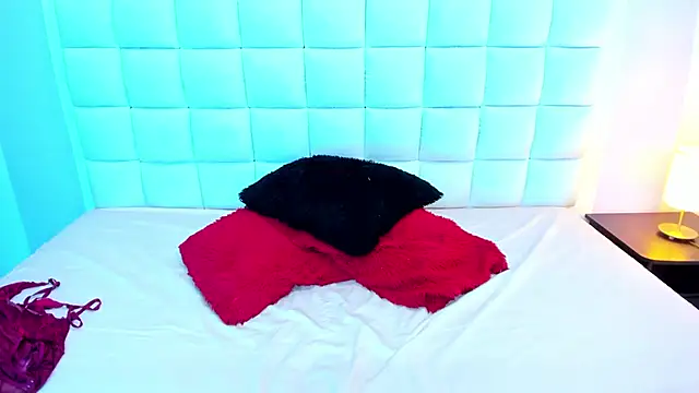 teresasroom  online show from 02-13-25, 12:32