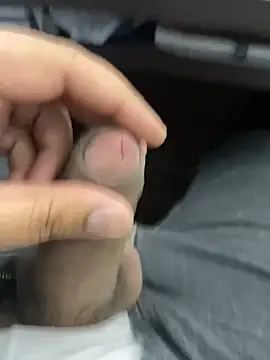 Snapshot of kavilv69fuck chatting on 01-04-25, 01:53 kavilv69fuck online show from 01-04-25, 01:53