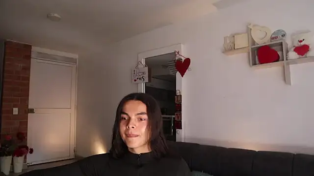 Snapshot of _Vahos_ chatting on 02-23-26, 07:11 Vahos online show from 02-23-26, 07:11