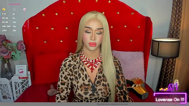 Snapshot of TranSEXUALDIVA chatting on 09-21-25, 05:58 TranSEXUALDIVA online show from 09-21-25, 05:58