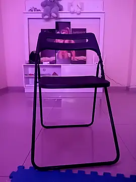 Latin summer online show from 12-24-24, 02:10