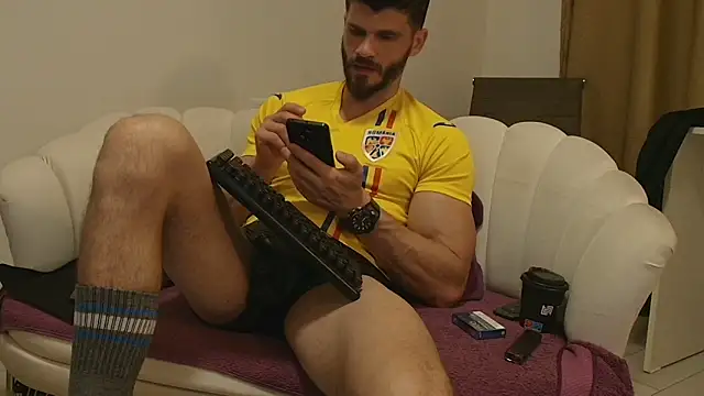 MauroTwin online show from 04-27-26, 06:28