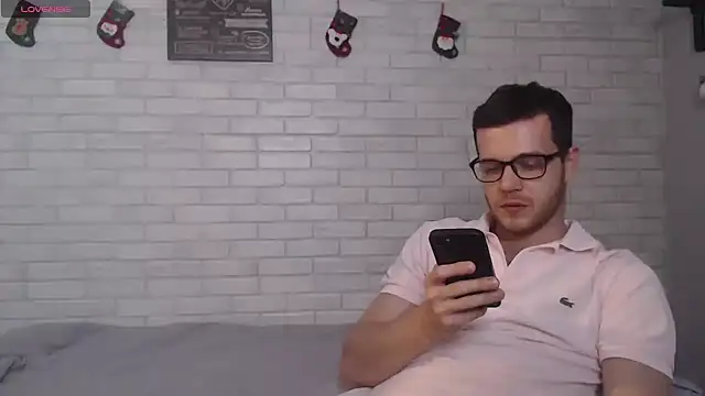 Alexxx horny online show from 01-04-25, 08:48