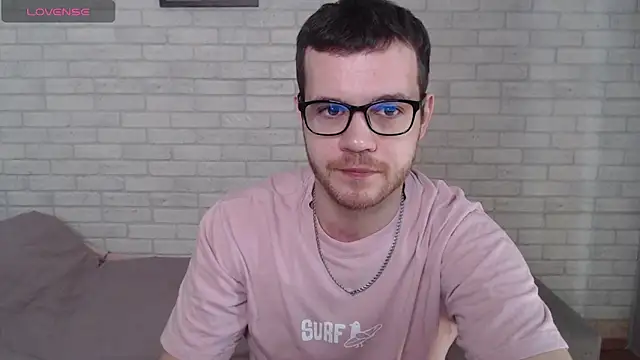Snapshot of Alexxx_horny chatting on 05-08-26, 07:57 Alexxx horny online show from 05-08-26, 07:57