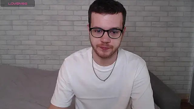 Snapshot of Alexxx_horny chatting on 05-09-26, 08:08 Alexxx horny online show from 05-09-26, 08:08