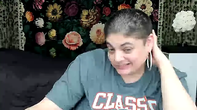 Snapshot of Exotic-Melons chatting on 01-26-25, 04:20 Exotic-Melons online show from 01-26-25, 04:20