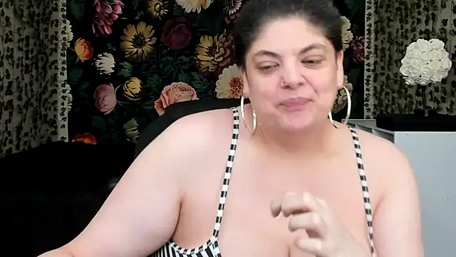 Snapshot of Exotic-Melons chatting on 03-09-25, 10:19 Exotic-Melons online show from 03-09-25, 10:19