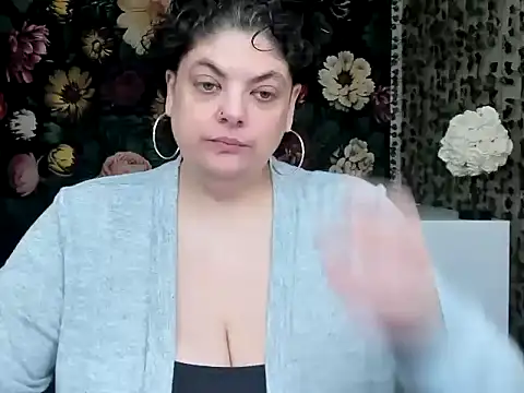 Snapshot of Exotic-Melons chatting on 10-29-25, 05:04 Exotic-Melons online show from 10-29-25, 05:04