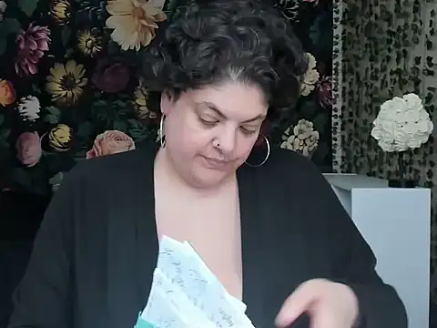 Snapshot of Exotic-Melons chatting on 11-16-25, 07:30 Exotic-Melons online show from 11-16-25, 07:30