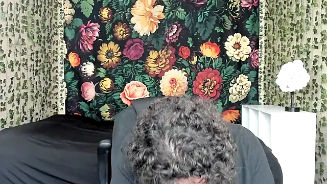 Snapshot of Exotic-Melons chatting on 03-14-26, 07:41 Exotic-Melons online show from 03-14-26, 07:41