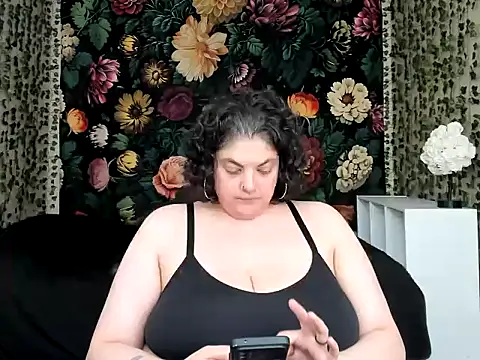 Exotic-Melons online show from 06-25-26, 09:30