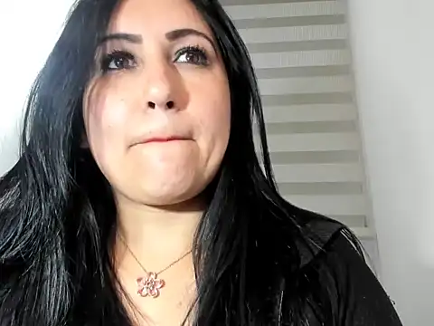 foxy-porn1 online show from 10-11-25, 10:19