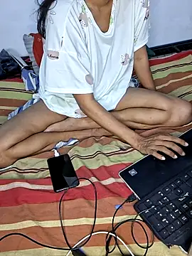 preya6 online show from 04-23-26, 06:21