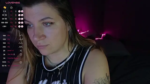 Snapshot of Fairy__Sofia chatting on 12-05-24, 11:38 Fairy Sofia online show from 12-05-24, 11:38