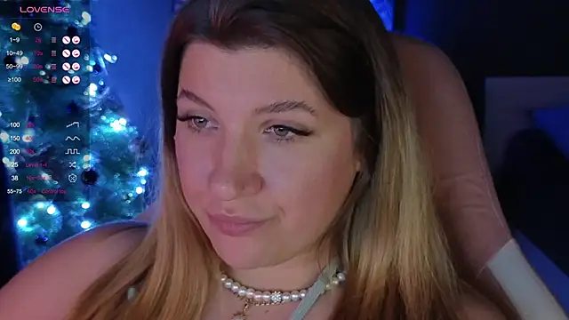 Snapshot of Fairy__Sofia chatting on 12-20-24, 11:00 Fairy Sofia online show from 12-20-24, 11:00