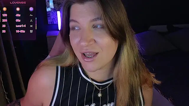 Snapshot of Fairy__Sofia chatting on 03-10-25, 11:32 Fairy Sofia online show from 03-10-25, 11:32