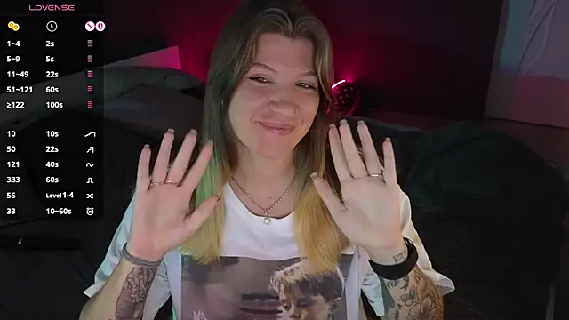 Snapshot of Fairy__Sofia chatting on 09-18-25, 08:27 Fairy Sofia online show from 09-18-25, 08:27