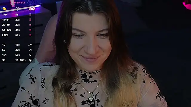 Snapshot of Fairy__Sofia chatting on 11-06-25, 11:44 Fairy Sofia online show from 11-06-25, 11:44