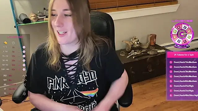 luluvaladon online show from 01-30-25, 02:38