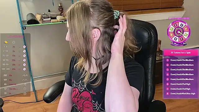 luluvaladon online show from 03-03-25, 02:04