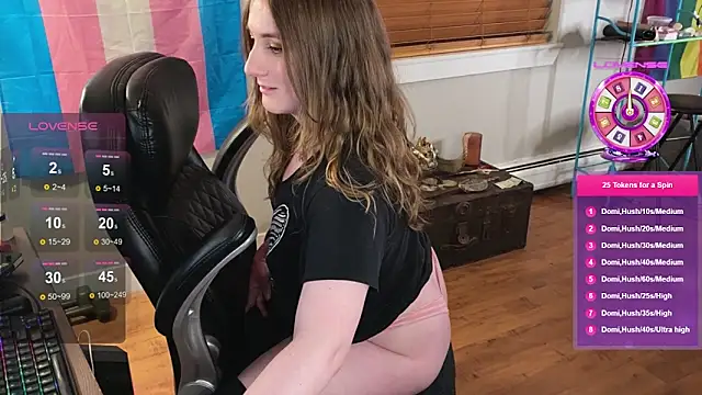 luluvaladon online show from 04-28-26, 03:44