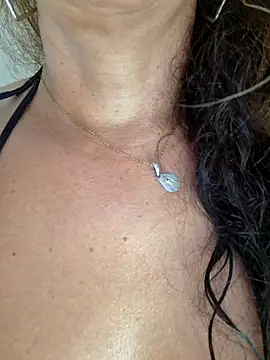 Snapshot of YOURSDEBORA chatting on 11-14-25, 07:45 YOURSDEBORA online show from 11-14-25, 07:45