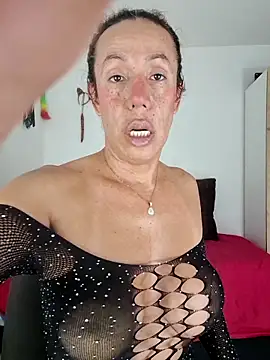 Snapshot of YOURSDEBORA chatting on 12-18-25, 07:31 YOURSDEBORA online show from 12-18-25, 07:31