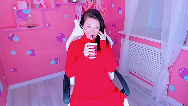 Snapshot of AnaMills chatting on 02-05-26, 10:09 AnaMills online show from 02-05-26, 10:09