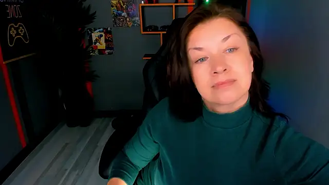 Snapshot of AnaMills chatting on 02-24-26, 10:13 AnaMills online show from 02-24-26, 10:13