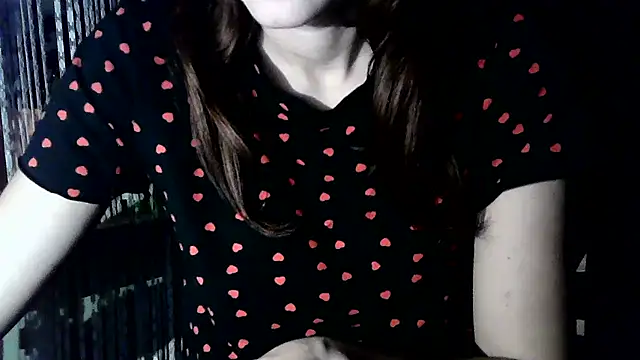 Snapshot of Katesweetkate chatting on 12-15-25, 10:47 Katesweetkate online show from 12-15-25, 10:47