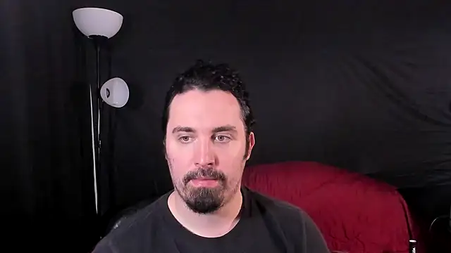 Snapshot of Metalstud chatting on 01-20-25, 08:40 Metalstud online show from 01-20-25, 08:40